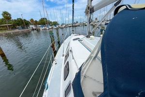 Elaine n Me 31ft Hunter Yacht For Sale