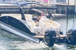 Trailer Included 25ft Harris FloteBote Yacht For Sale