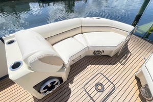 Trailer Included 25ft Harris FloteBote Yacht For Sale