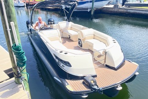 Trailer Included 25ft Harris FloteBote Yacht For Sale