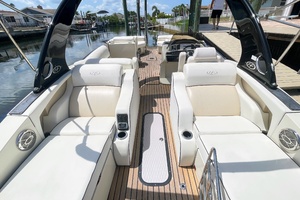 Trailer Included 25ft Harris FloteBote Yacht For Sale
