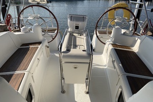 Escape II 40ft Jeanneau Yacht For Sale
