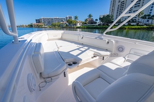 Blue Sky 35ft Everglades Yacht For Sale