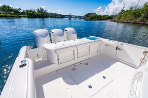 Blue Sky 35ft Everglades Yacht For Sale