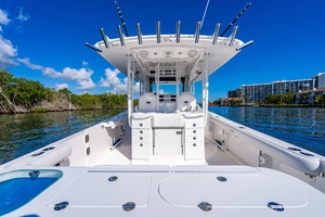 Blue Sky 35ft Everglades Yacht For Sale