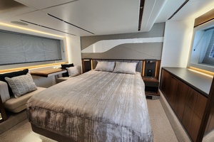 55FT (17.04M) SUNSEEKER