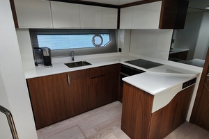 55FT (17.04M) SUNSEEKER