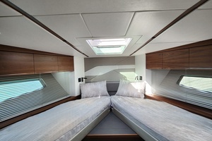 55FT (17.04M) SUNSEEKER