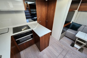 55FT (17.04M) SUNSEEKER