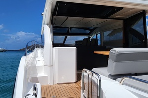 55FT (17.04M) SUNSEEKER