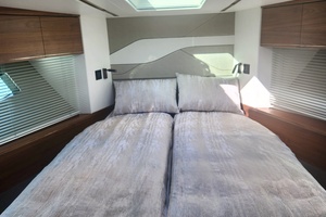 55FT (17.04M) SUNSEEKER