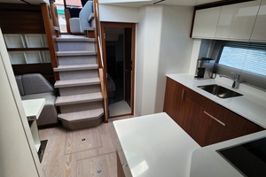 55FT (17.04M) SUNSEEKER
