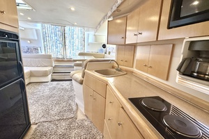 EASY PICKENS 35ft Carver Yacht For Sale