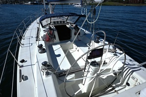 42ft J Boats Yacht For Sale