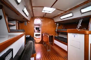 42ft J Boats Yacht For Sale