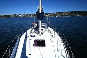 42ft J Boats Yacht For Sale