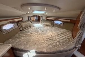 34ft Rinker Yacht For Sale