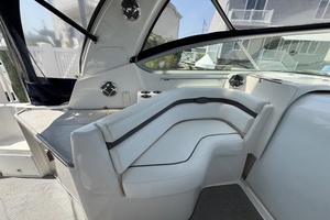 34ft Rinker Yacht For Sale