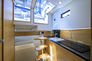 BIBA I 42ft De Antonio Yacht For Sale