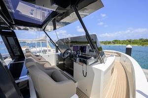 BIBA I 42ft De Antonio Yacht For Sale