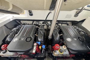 Cooler By The Lake 35ft Cobalt Yacht For Sale