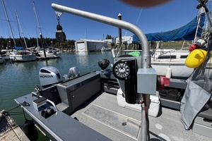 26ft Hewescraft Yacht For Sale