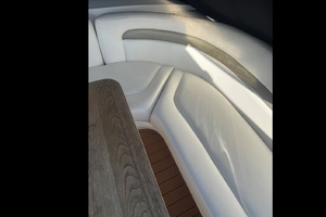 32ft Sea Ray Yacht For Sale