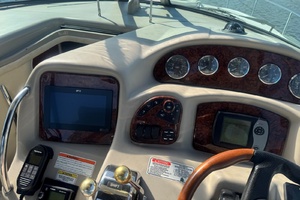 32ft Sea Ray Yacht For Sale