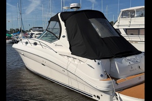 32ft Sea Ray Yacht For Sale