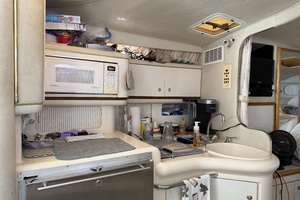 Photo 6832536 for 1997 Sea Ray Sundancer 330  