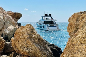 89ft Ferretti Yachts Yacht For Sale