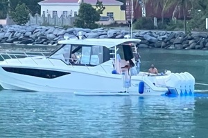 41FT (12.5M) BOSTON WHALER Worth Avenue Yachts