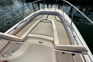 24ft Boston Whaler Yacht For Sale