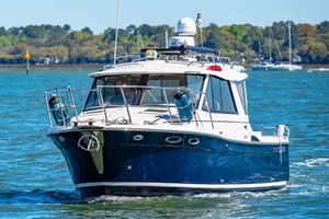 Tardis 28ft Cutwater Yacht For Sale