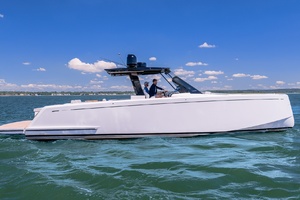 45FT (14M) PARDO YACHTS Worth Avenue Yachts