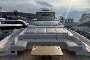 95ft Ferretti Yachts Yacht For Sale