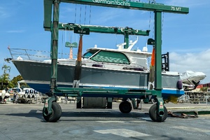 43ft Sabre Yacht For Sale