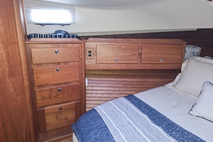 43ft Sabre Yacht For Sale
