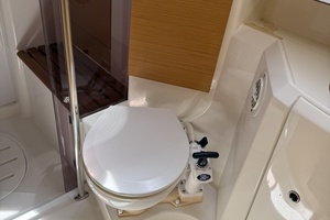 Bonkers 36ft Jeanneau Yacht For Sale