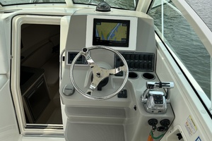 28ft Boston Whaler Yacht For Sale