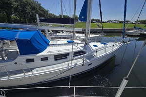 Chemistry 44ft Hunter Yacht For Sale