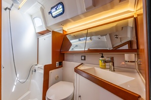 Run For The Roses 47ft Beneteau Yacht For Sale