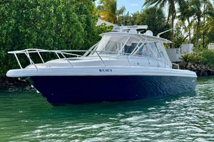 37' Intrepid 2006