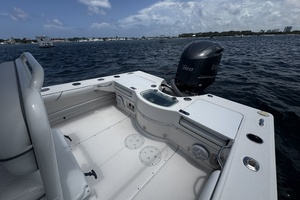 24ft Everglades Yacht For Sale