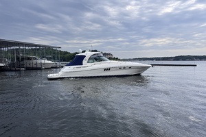54ft Sea Ray Yacht For Sale