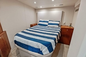 Happy Hour 80ft Hatteras Yacht For Sale