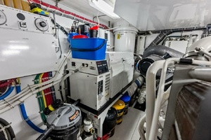 Happy Hour 80ft Hatteras Yacht For Sale