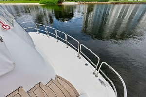 Happy Hour 80ft Hatteras Yacht For Sale
