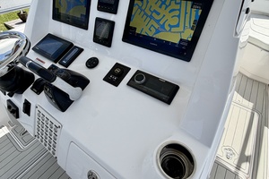 UTOPIA 32ft Intrepid Yacht For Sale