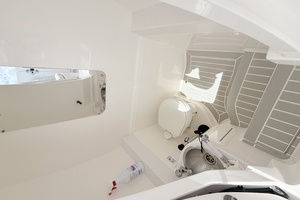 UTOPIA 32ft Intrepid Yacht For Sale